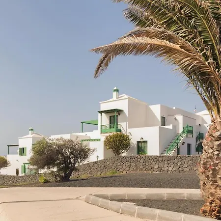 Om Con Vistas Al Mar Y Volcanes Apartment